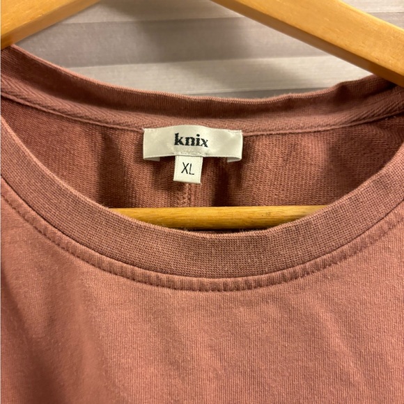 Knox cropped long sleeve - Picture 2 of 2